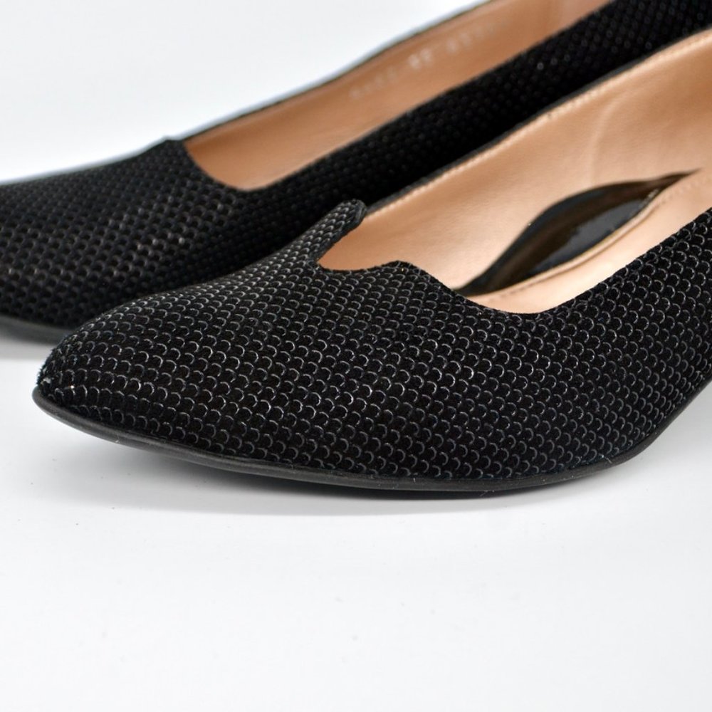 BeautiFeel Mystique Pump in Black Linear Suede Print